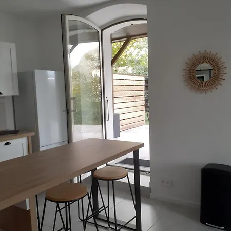 Lumineux Avec Grande Terrasse